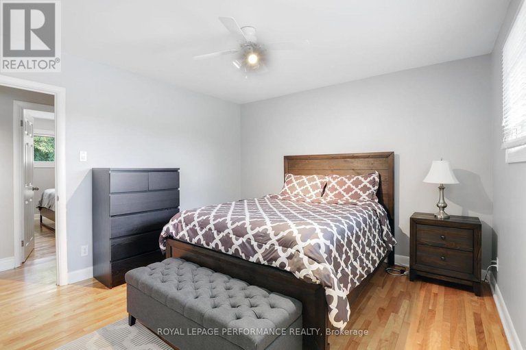 28924054/1347-highgate-road/parkway-park/ottawa/ontario/K2C2Y5_19