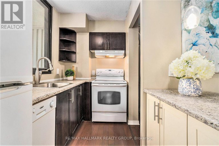 29460137/1102-200-bay-street/ottawa-centre/ottawa/ontario/K1R7W8_12