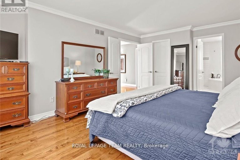 29069392/1105-cindy-hill-crescent/manotick-long-island-nicholls-island/ottawa/ontario/K4M1E8_21