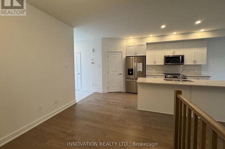 28340904/825-anciano-crescent/emerald-meadowstrailwest/ottawa/ontario/K2S2R6_12