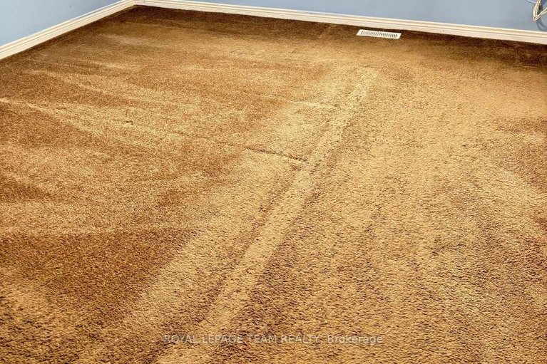 29478854/1501-launay-avenue/fallingbrookpineridge/ottawa/ontario/K4A3S1_18