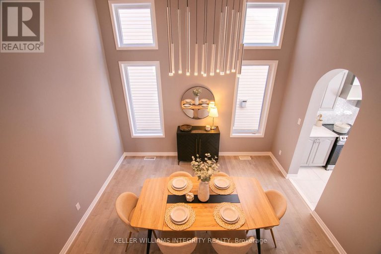 28375407/34-keighley-circle/morgans-grantsouth-march/ottawa/ontario/K2K3H8_12