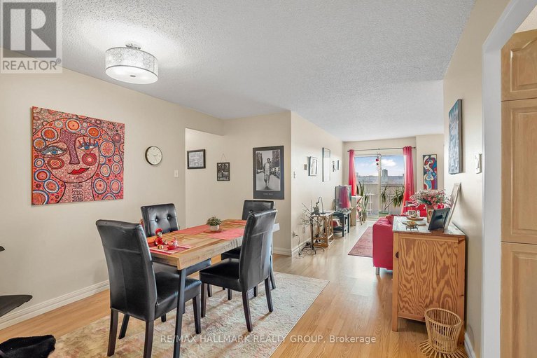 28173119/1409-158-c-mcarthur-avenue/vanier/ottawa/ontario/K1L8E7_21