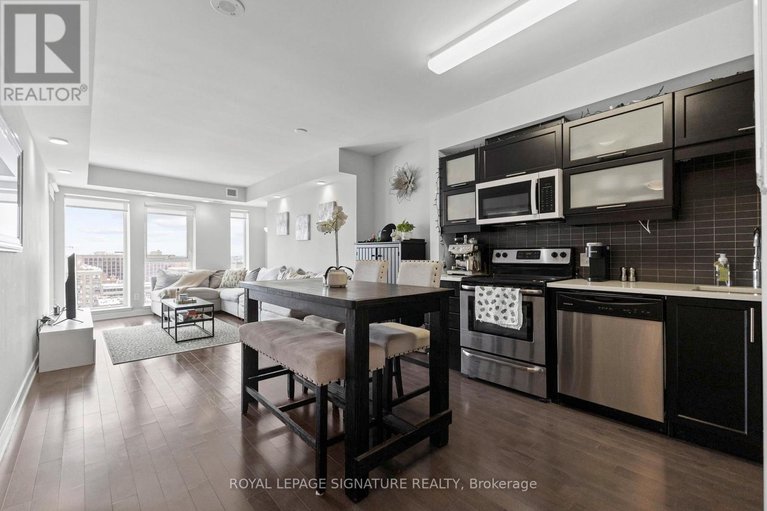 29292977/1307-40-nepean-street/ottawa-centre/ottawa/ontario/K2P0X5_9