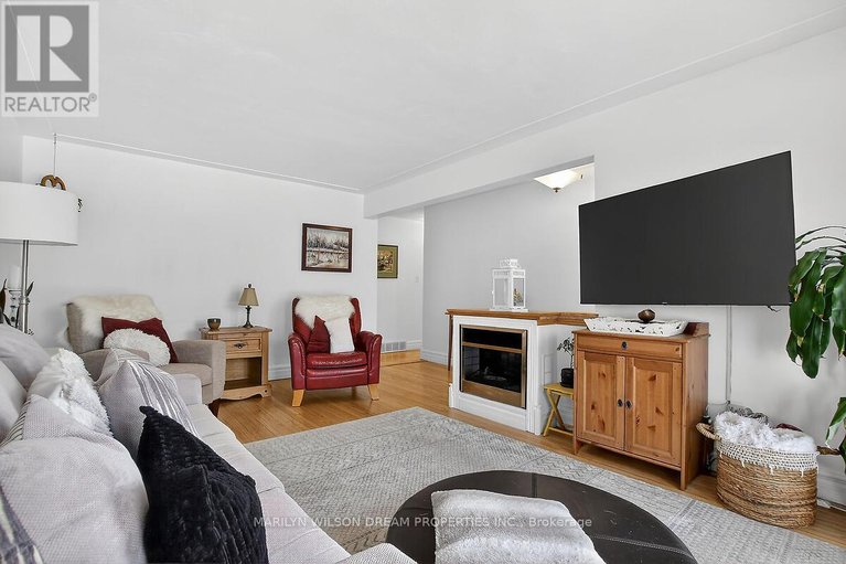 29599055/2105-bangor-street/elmvale-acresurbandale/ottawa/ontario/K1G2X6_14