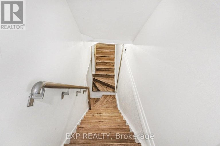 29541777/2332-ogilvie-road/beacon-hill-north/ottawa/ontario/K1J7N6_26