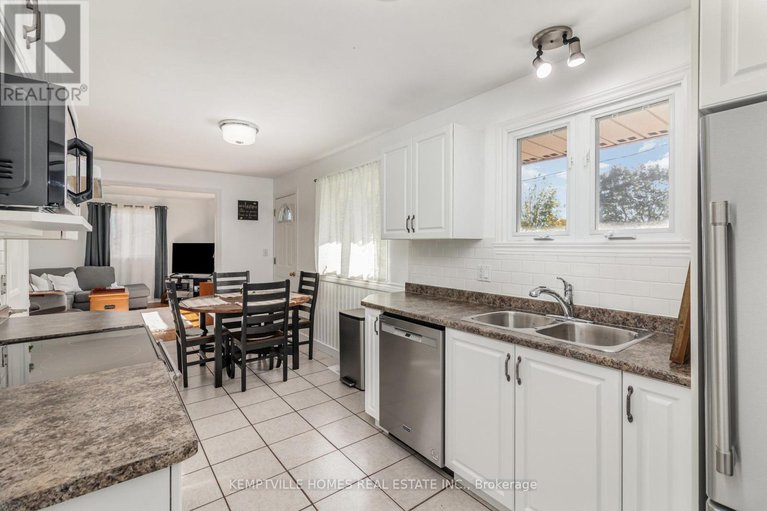 28943106/8-gibson-lane/morrisburg/south-dundas/ontario/K0C1X0_6