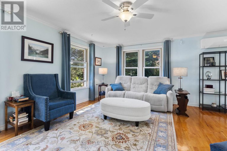 28782058/9-lasalle-street/clarencerockland-twp/clarence-rockland/ontario/K4K1K7_7