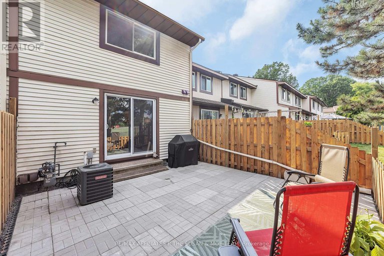 28555719/46-stokes-crescent/glencairnhazeldean/ottawa/ontario/K2L2Z4_38
