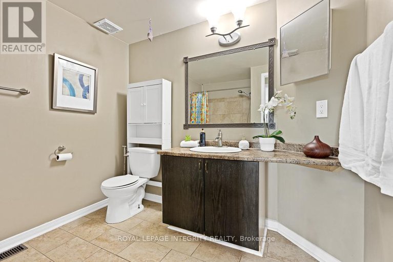 29093564/498-sandhamn-private/hunt-club-parkgreenboro/ottawa/ontario/K1T2Z6_24