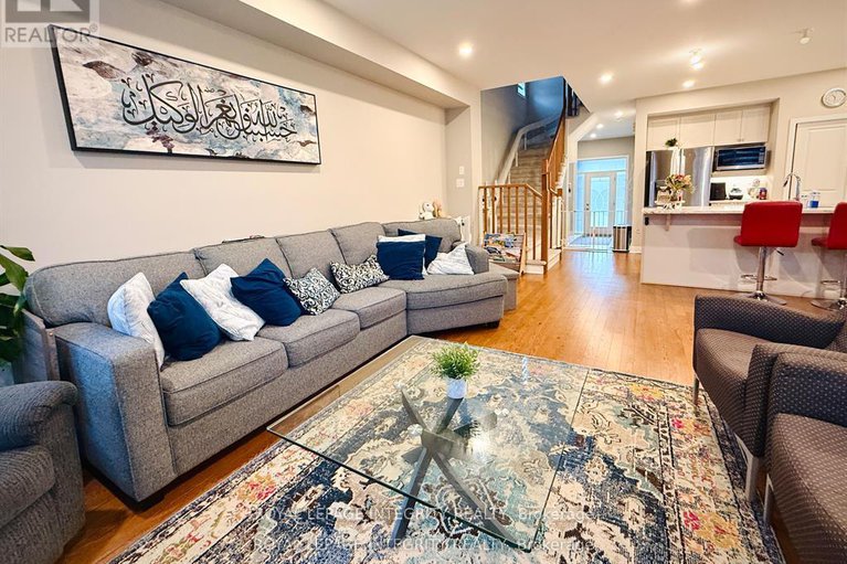 28954016/550-borbridge-avenue/riverside-southgloucester-glen/ottawa/ontario/K4M0H9_6