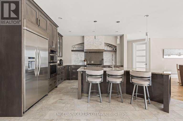 28035177/110-gray-willow-place/manotick-village-manotick-estates/ottawa/ontario/K4M0B3_17