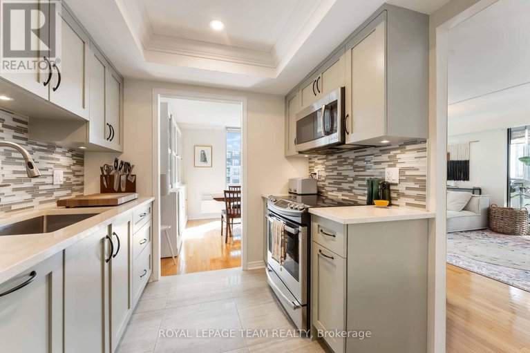 28798414/1806-160-george-street/lower-townbyward-market/ottawa/ontario/K1N9M2_14