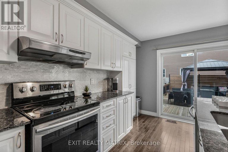 28923461/700-magnolia-street/avalon-west/ottawa/ontario/K4A3W4_16