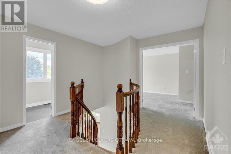 28611833/2177-lenester-avenue/mckellar-heightsglabar-park/ottawa/ontario/K2A4A9_13