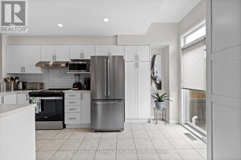 29645627/339-brigitta-street/emerald-meadowstrailwest/ottawa/ontario/K2S0H9_14