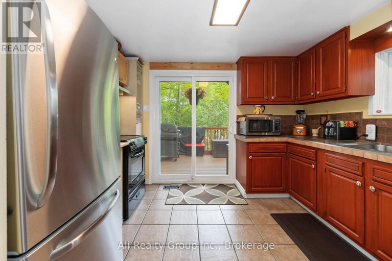 29580490/190-woods-road/constance-bay/ottawa/ontario/K0A3M0_23