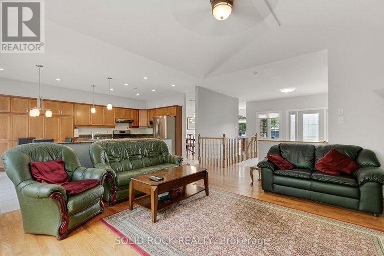 28419528/49-caribou-avenue/stittsville-south/ottawa/ontario/K2S1X3_16