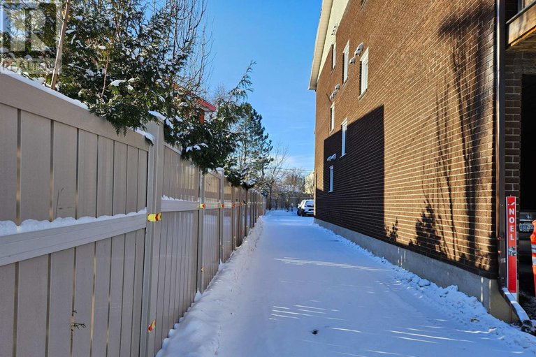 29223889/5-522-riverdale-avenue/old-ottawa-south/ottawa/ontario/K1S1S5_2