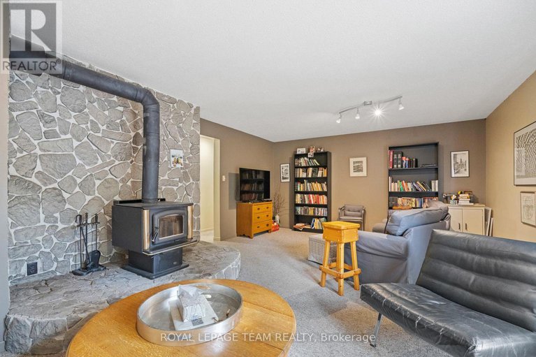 28925100/7268-harnett-road/rideau-twp-s-of-reg-rd-6-w-of-mccordick-rd/ottawa/ontario/K0A2T0_16