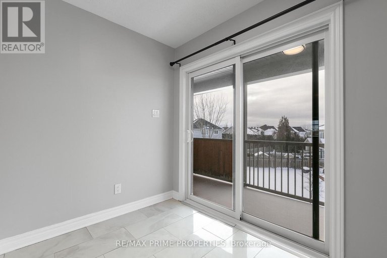 29217498/166-bluestone-private/avalon-west/ottawa/ontario/K4A0X7_21