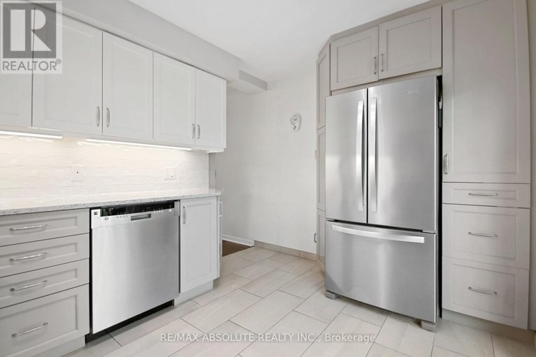 28636841/252-bruyere-street/lower-town/ottawa/ontario/K1N5E6_20