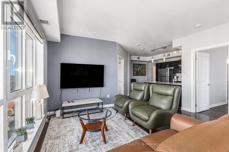 29049673/1204-90-landry-street/vanier/ottawa/ontario/K1L0A9_7