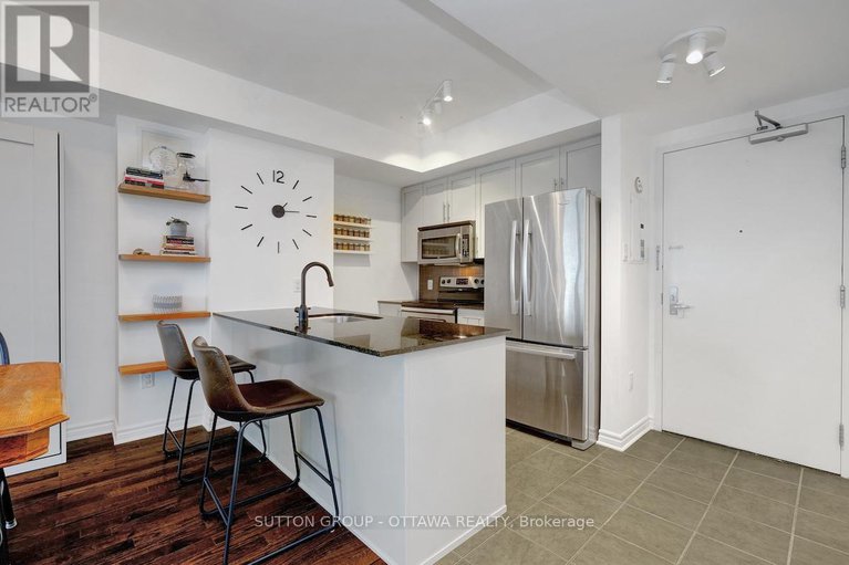 28530484/1303-70-landry-street/vanier/ottawa/ontario/K1L0A8_3