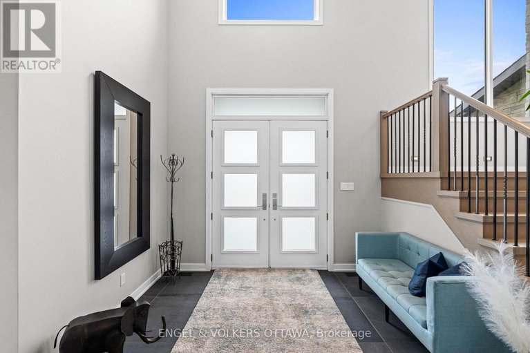 28249297/532-leimerk-court/manotick-village-manotick-estates/ottawa/ontario/K4M0E3_7