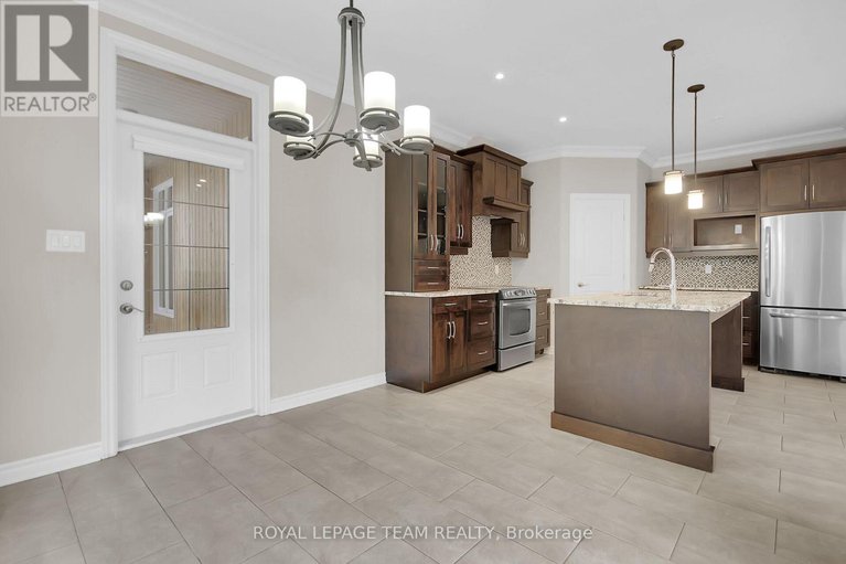 28532592/142-west-ridge-drive/stittsville-central/ottawa/ontario/K2S2H3_11