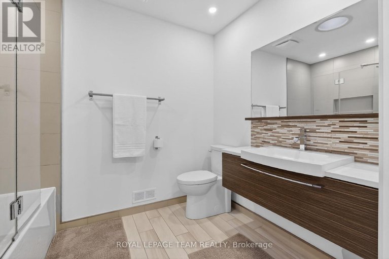 29400979/28-tiffany-crescent/beaverbrook/ottawa/ontario/K2K1W2_27