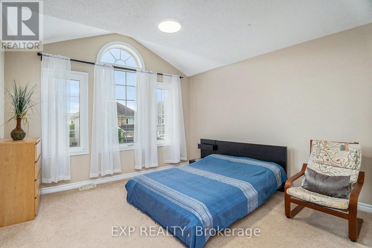 28752378/2184-sunset-cove-circle/half-moon-bay/ottawa/ontario/K2J0T8_23