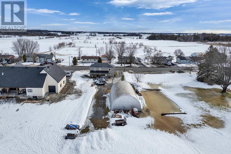 29443321/1526-landry-street/clarencerockland-twp/clarence-rockland/ontario/K0A1N0_60