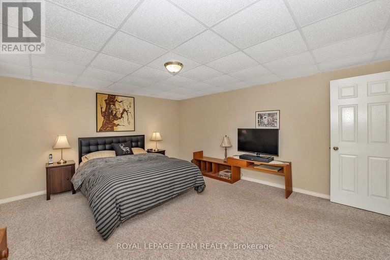 29475386/1961-manotick-station-road/osgoode-twp-north-of-reg-rd-6/ottawa/ontario/K0A2W0_25