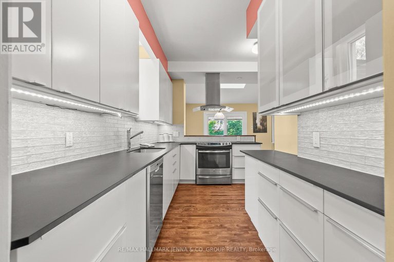 28899780/213-glebe-avenue/glebe/ottawa/ontario/K1S2C8_14