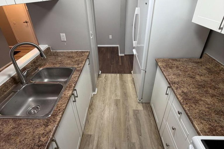 29192908/154-2570-southvale-crescent/sheffield-glenindustrial-park/ottawa/ontario/K1B5B6_6