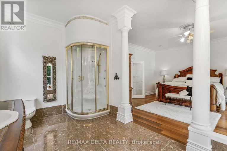 28387496/2584-woods-street/town-of-rockland/clarence-rockland/ontario/K4K1J2_27