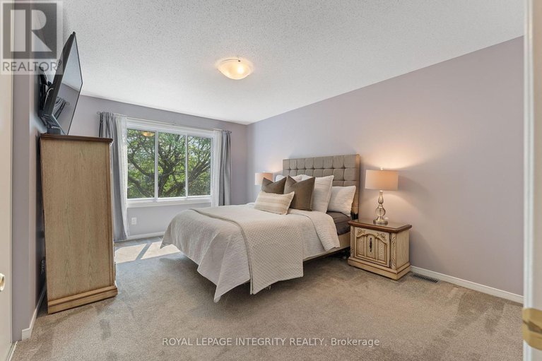 28613596/11-baton-court/katimavik/ottawa/ontario/K2L4C8_12