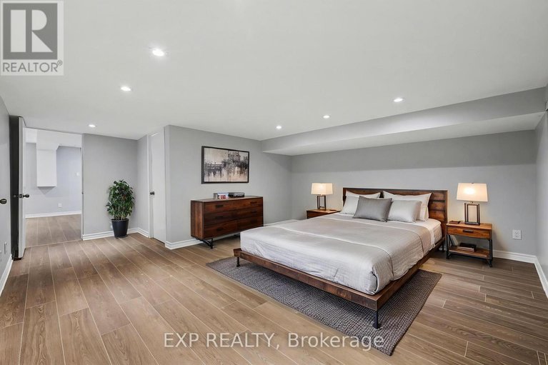 29425295/5749-knights-drive/manotick-east-to-manotick-station/ottawa/ontario/K4M1K2_33