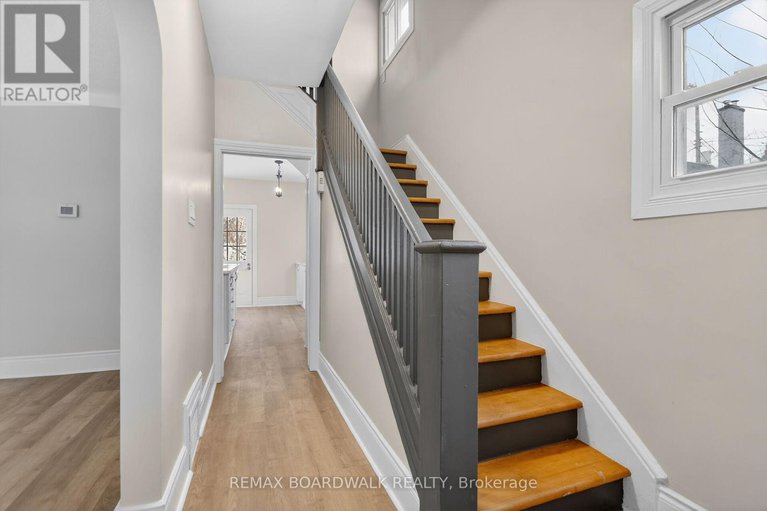 29248838/11-cameron-avenue/old-ottawa-south/ottawa/ontario/K1S0W5_5