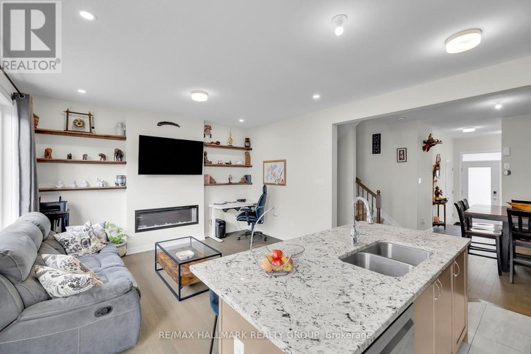 29156490/1076-curraglass-walk/stittsville-north/ottawa/ontario/K2S3A3_7