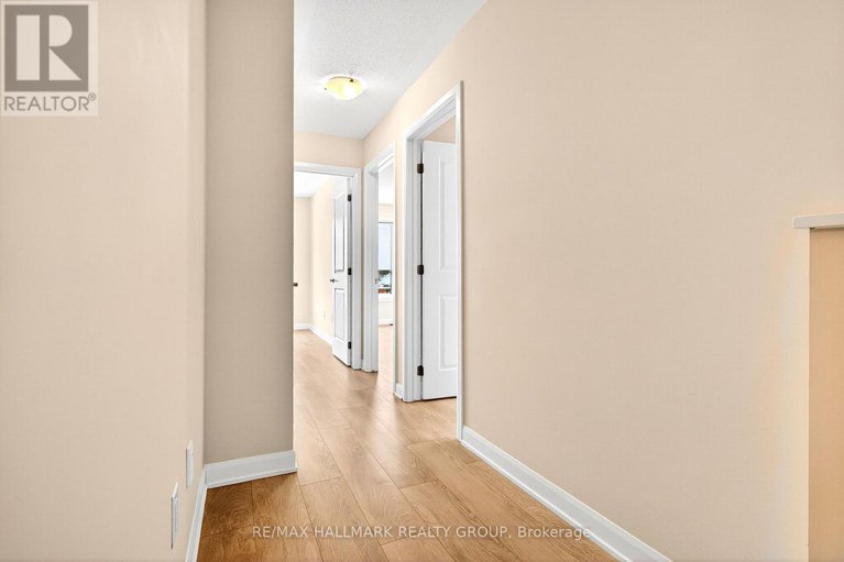 29099860/348-raheen-court-ottawa-circuit/half-moon-bay/ottawa/ontario/K2J7C2_23