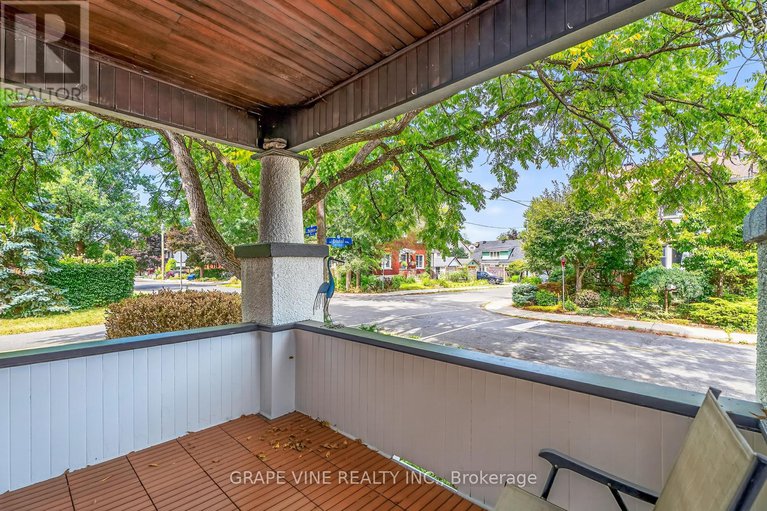 28768922/65-bristol-avenue/old-ottawa-southrideau-gardens/ottawa/ontario/K1S1P8_11