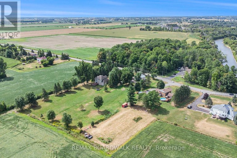 29534342/1139-st-joseph-road/russell-twp/russell/ontario/K0A1W0_37