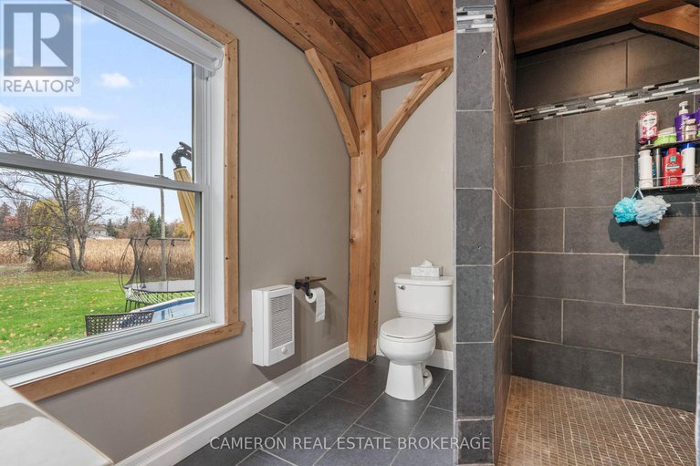 29084978/37-duncan-street/lancaster/south-glengarry/ontario/K0C1N0_9