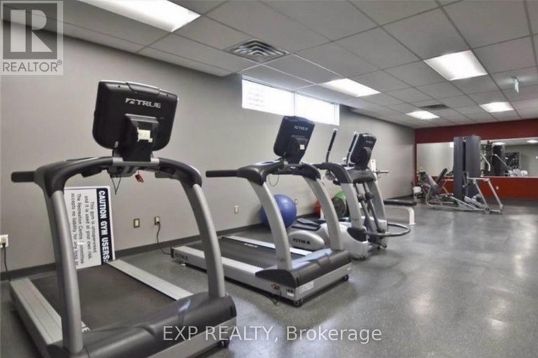 28936753/317-270-brittany-drive/viscount-alexander-park/ottawa/ontario/K1K4M3_25