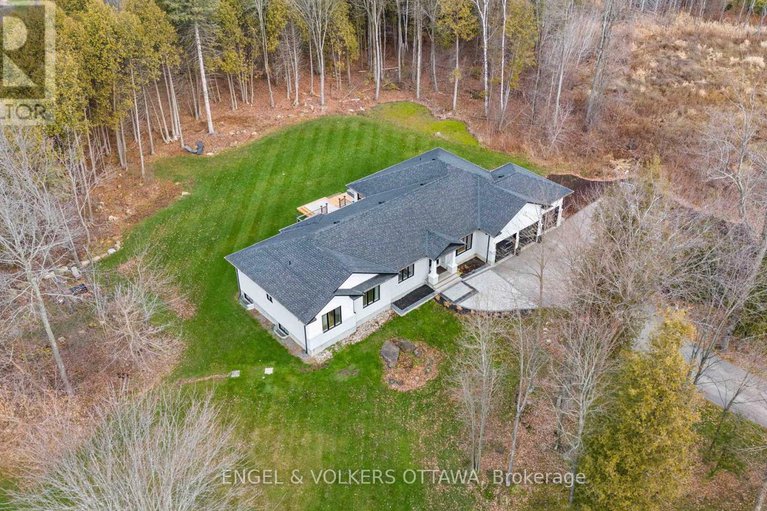 28524481/1108-meadowshire-way-sw/manotick-east-to-manotick-station/ottawa/ontario/K4M0A5_47