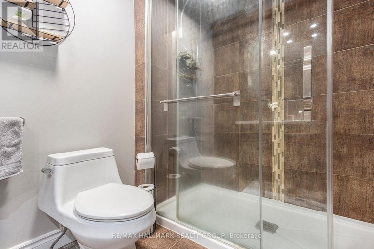 28984790/56-kings-landing-private/ottawa-east/ottawa/ontario/K1S5P8_33