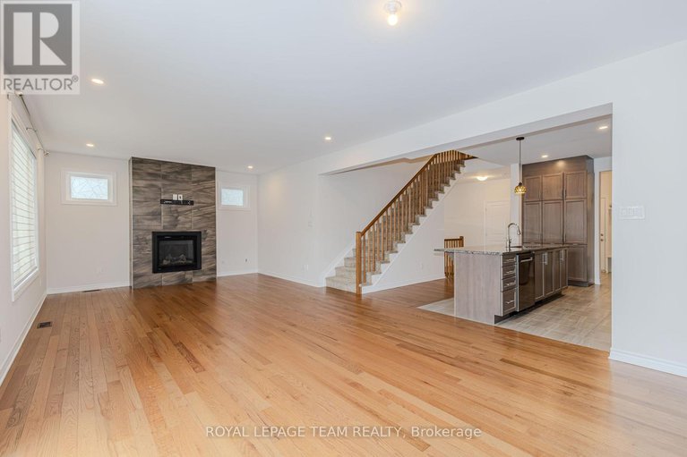 29446143/608-enclave-lane/town-of-rockland/clarence-rockland/ontario/K4K0M8_44