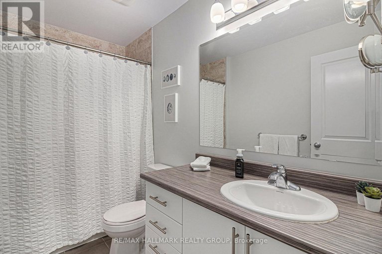 28319923/b-735-magnolia-street/avalon-west/ottawa/ontario/K4A1B7_13